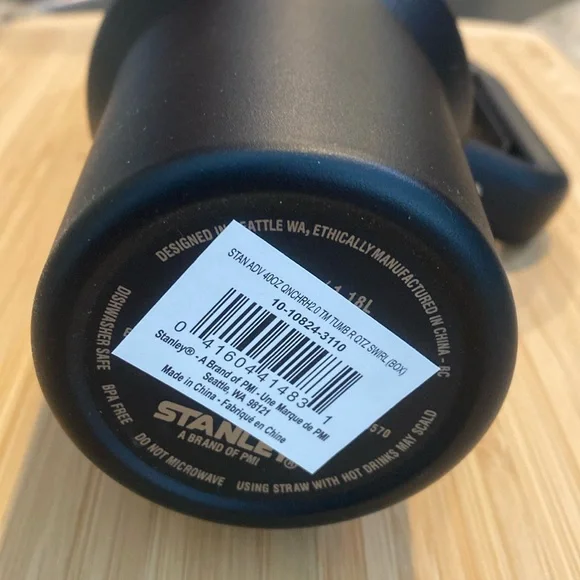 Stanley Black Quencher H2.0  40 oz Tumbler. Brand new is box - Picture 10 of 11